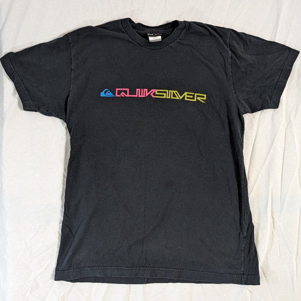 QUICKSILVER SHORT SLEEVE SHIRT BLACK GRAPHIC TEE SIZE LARGE BRAND NAME LOGO